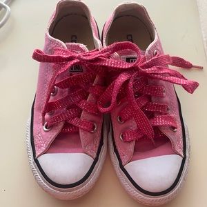 Girl converse shoes size 11 pink